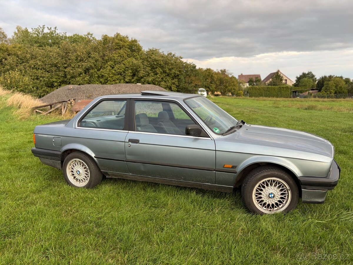 Prodám BMW 320i 6válec, 1989 - 5