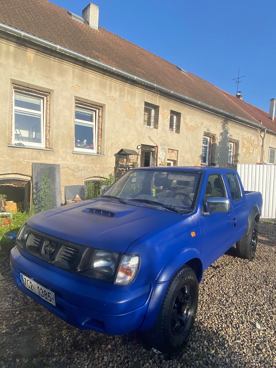 Prodám Nissan Navara