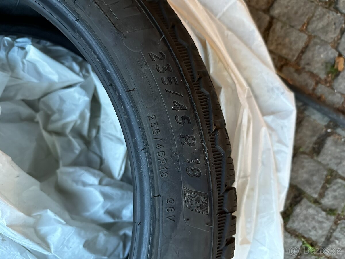 Michelin Pilot aplin 5 - 235/45/R18 - 5