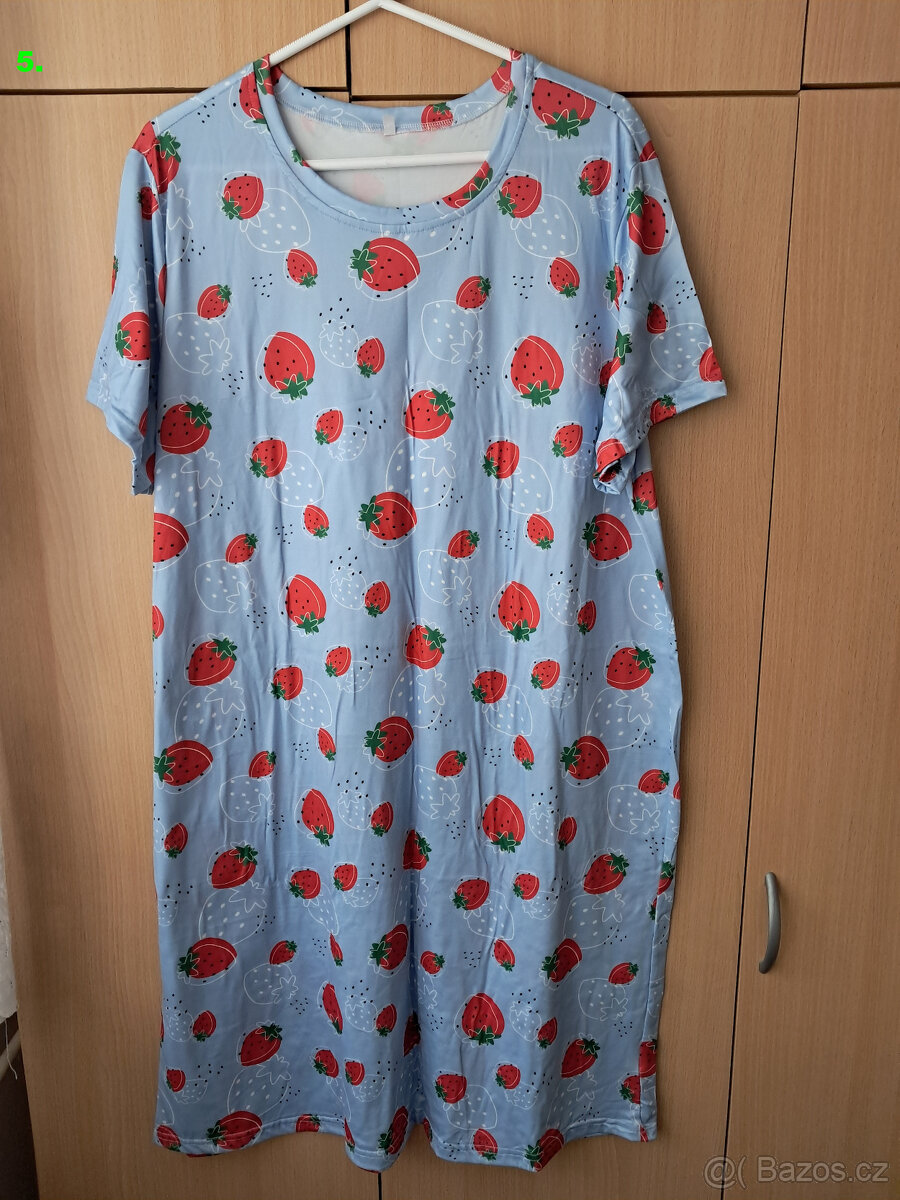 Noční košile, trička, bunda, papuče, kalhotky a kapesníky - 5