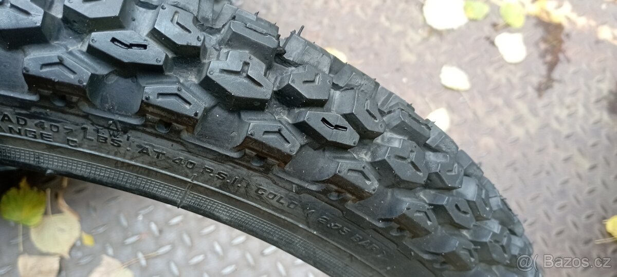 Starší pneu VEE RUBBER 2,75-19 NEPOUŽITÉ - 5