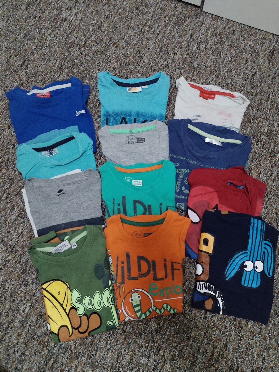 Dětské oblečení + slipy vel. 104 - 5