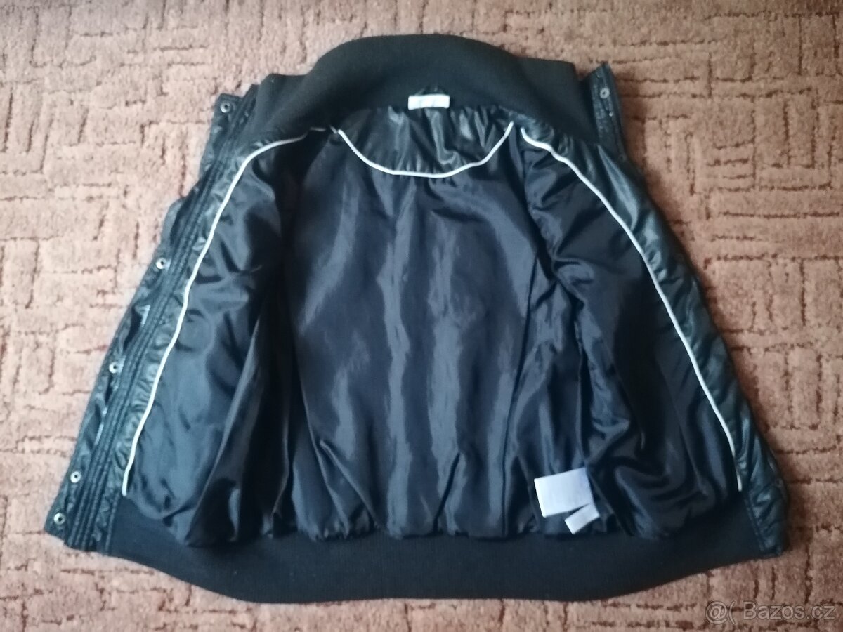 Dámská teplá černá vesta vel. 40 - 5