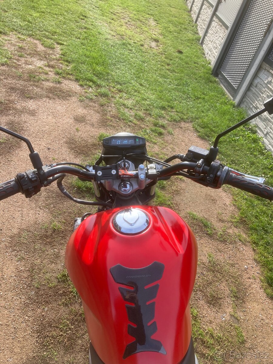 Honda Varadero 125 - 5