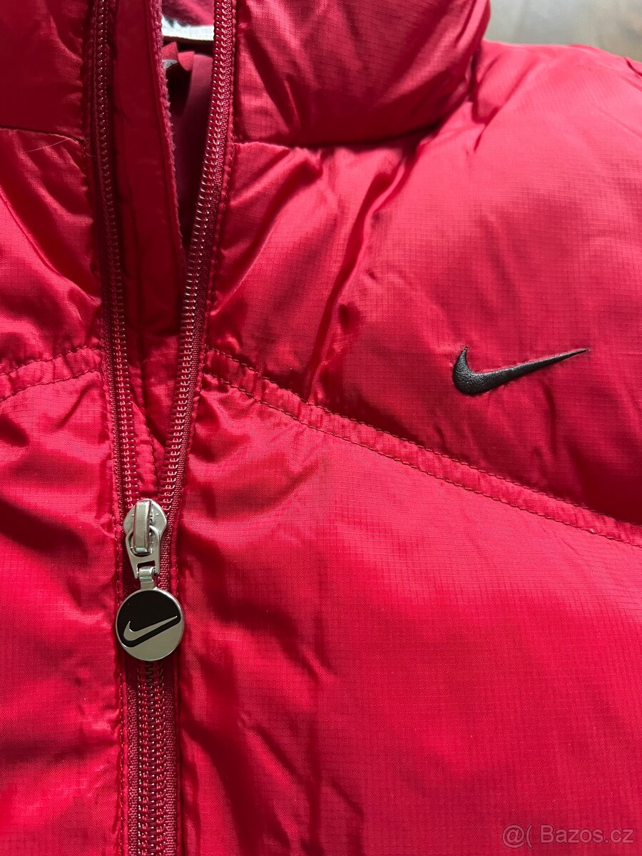 Péřová vesta Nike - 5