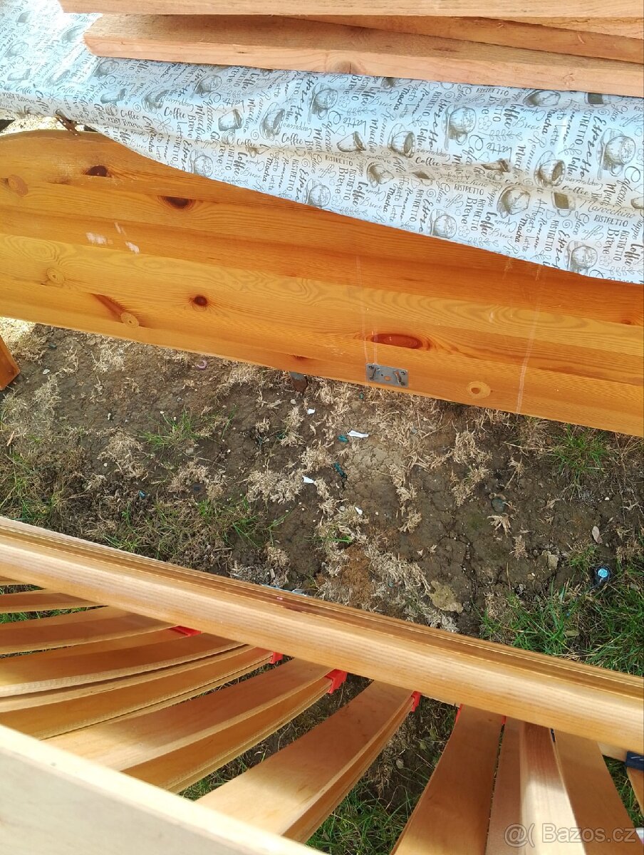 Manželská postel. - 5