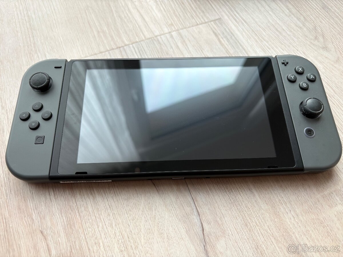 Nintendo Switch - 5