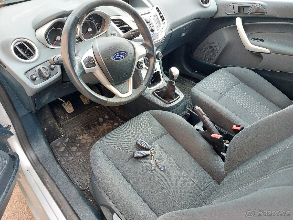 Ford Fiesta titanium - náhradní díly - 5