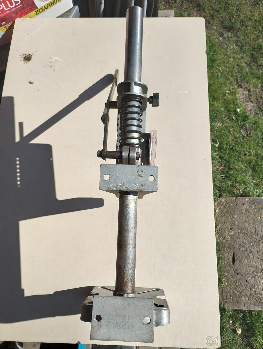 Stojan na vrtačku SU43 - 5