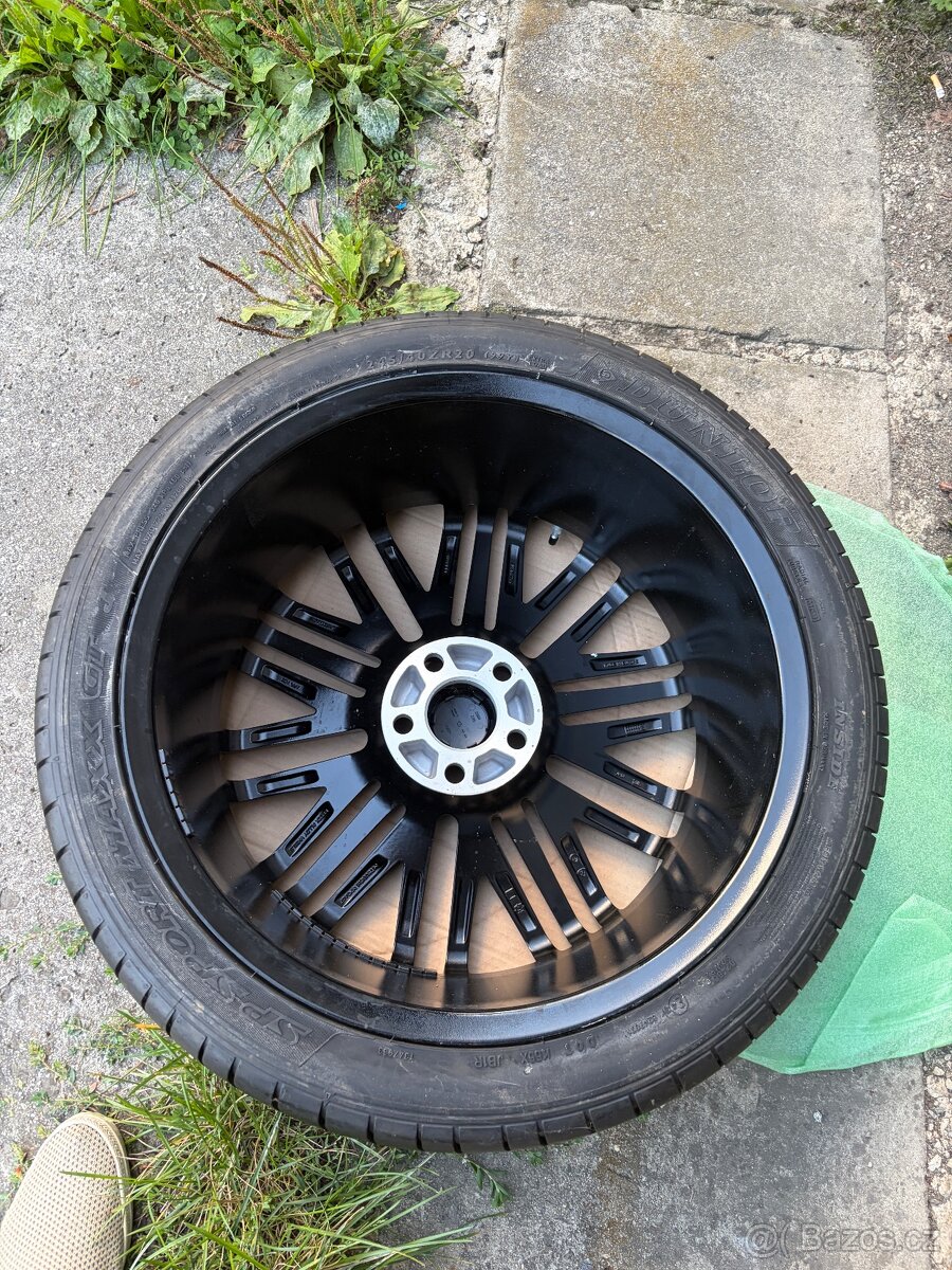 5x114,3 r20 et 40 mitshubishi - 5