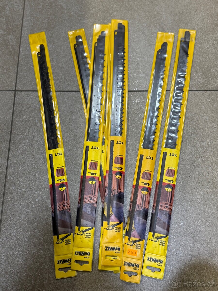 Dewalt elek. pila DWE398 - 5