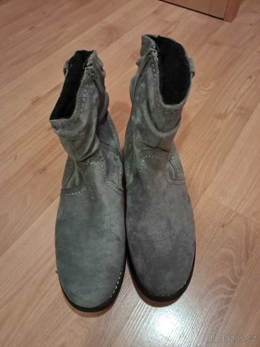 Prodám nové dámské kozačky vel. 41-42 - 5