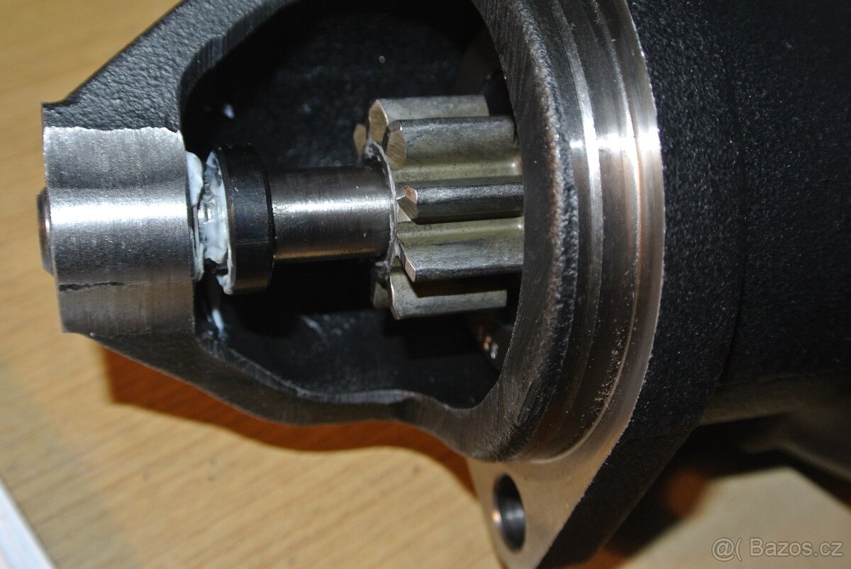 NOVÝ ZESÍLENÝ STARTER MOTORU NA TATRU T603 - 5