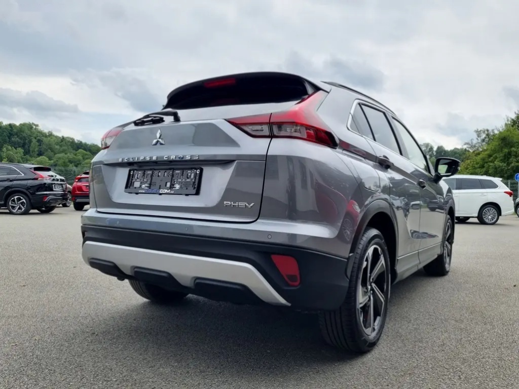 Mitsubishi Eclipse Cross, 2.4 PHEV 4x4 1 - 5
