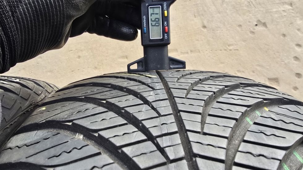 Celoroční pneumatiky 215/55/17 Good Year - 5