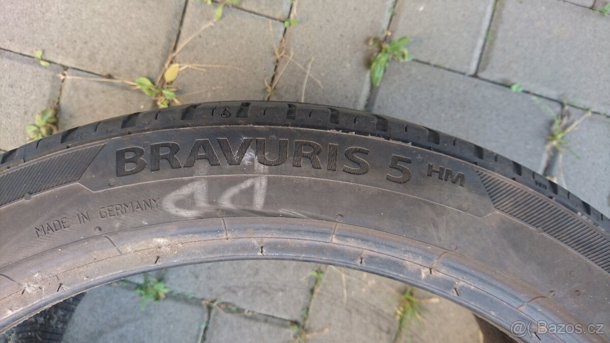 225 40 18 barum bravuris 5 kusovka - 5