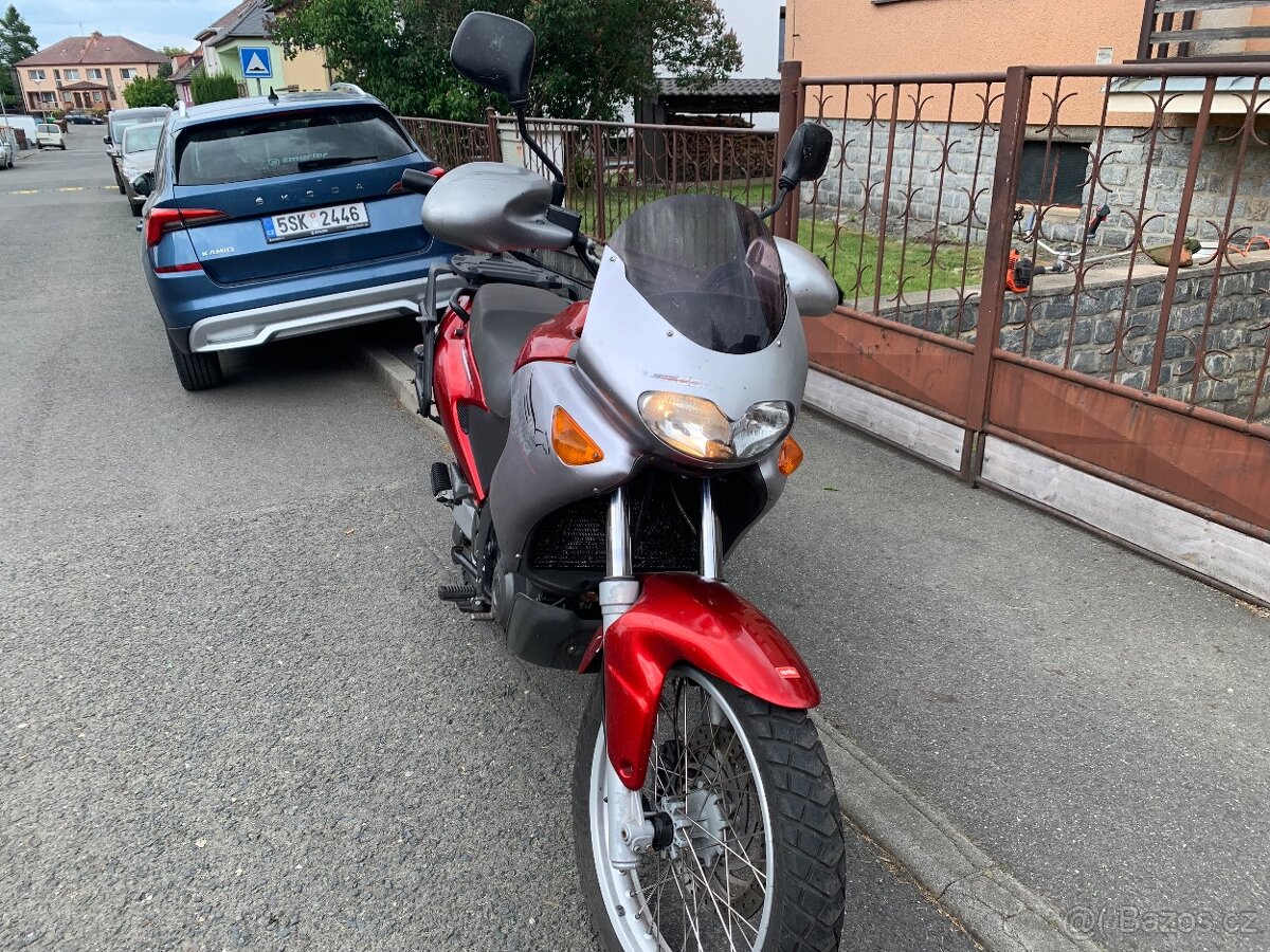 APRILIA PEGASO 650 i.e.