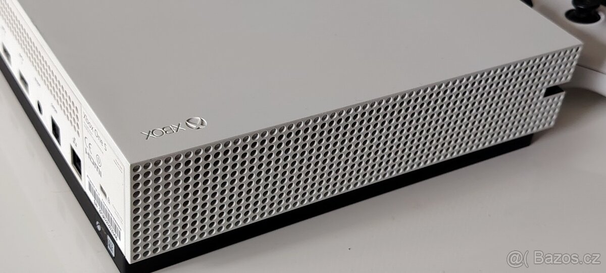 Xbox one S - 5