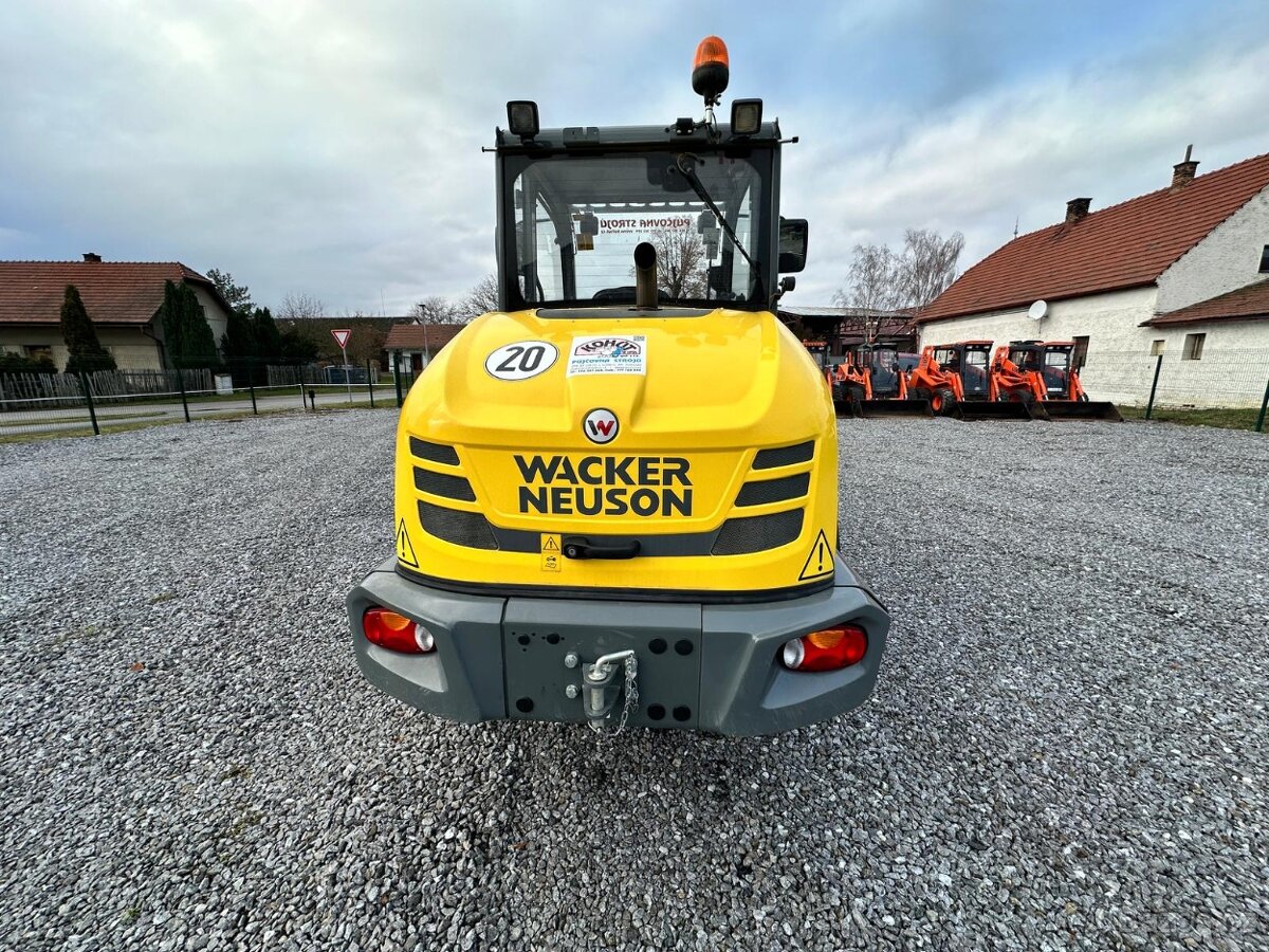 nakladač WACKER NEUSON WL44 - 5