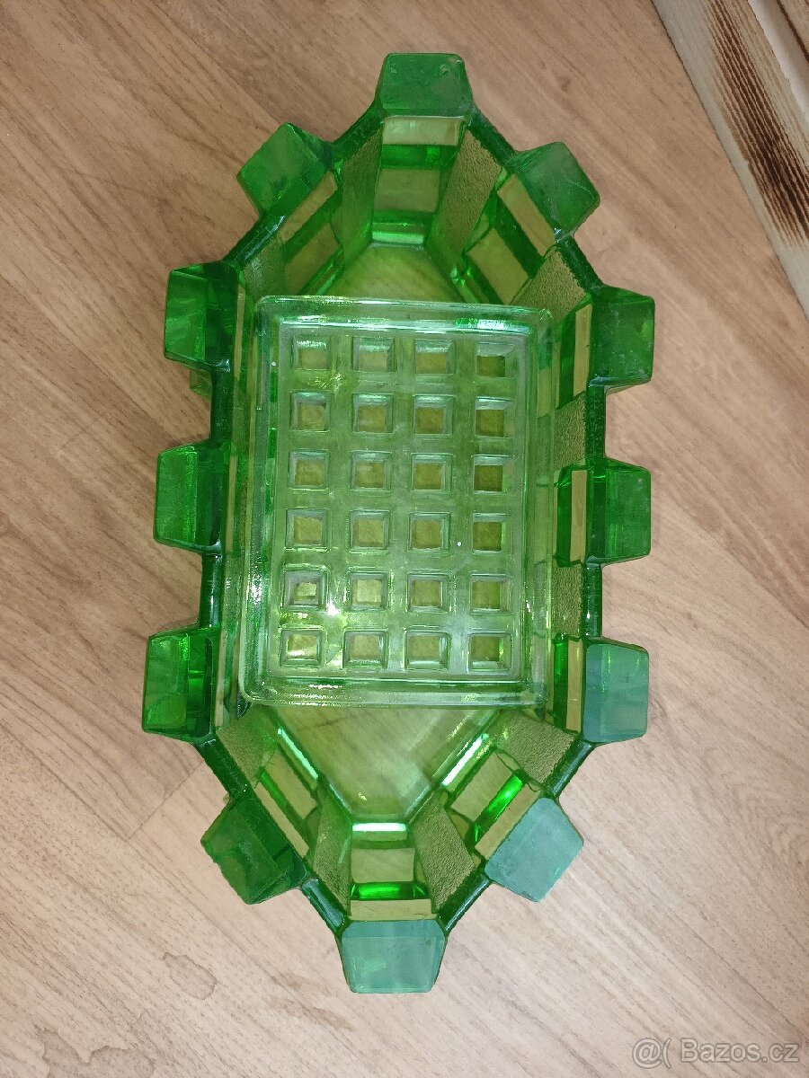 Kubistická žardiniéra - 5