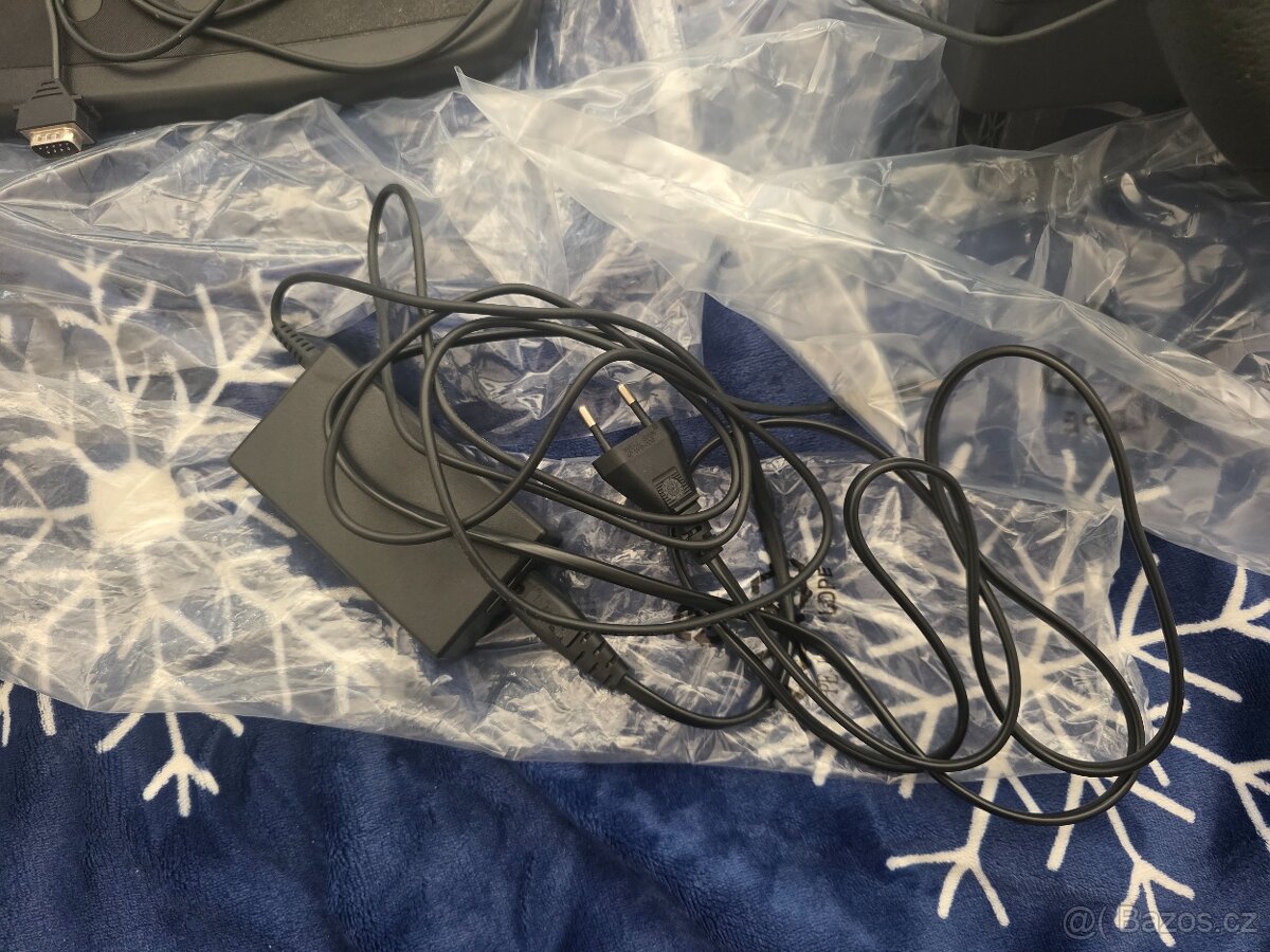 Logitech G923 Driving Force pro PC/PS5/PS4 - 5