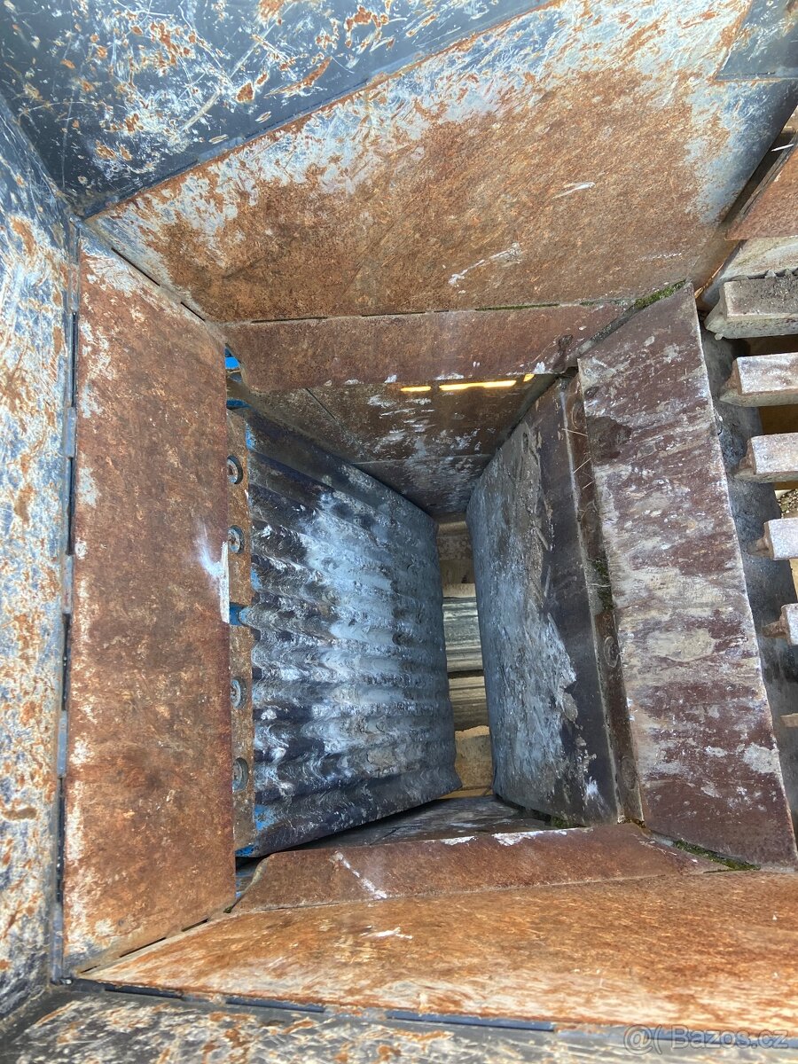 Čelistovy drtič - 5