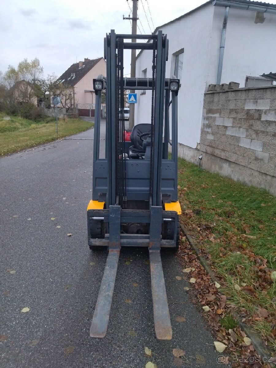 VZV Jungheinrich TFG 320 - 5