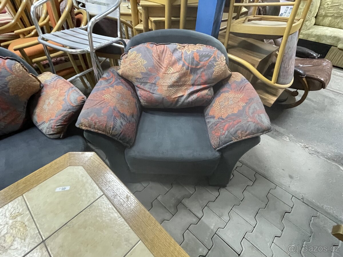 sedací souprava 3 + 2 + 1 + bobek - 5