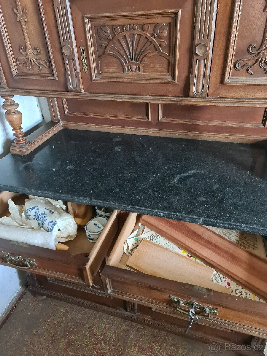 Kuchyňská skříň - 5