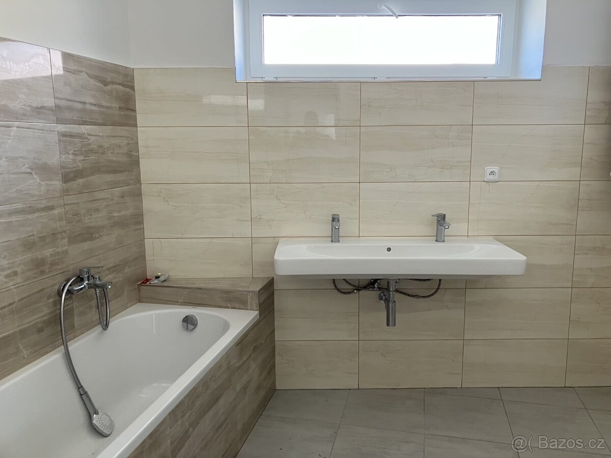 Rodinný dům po rekonstrukci 5kk - 5