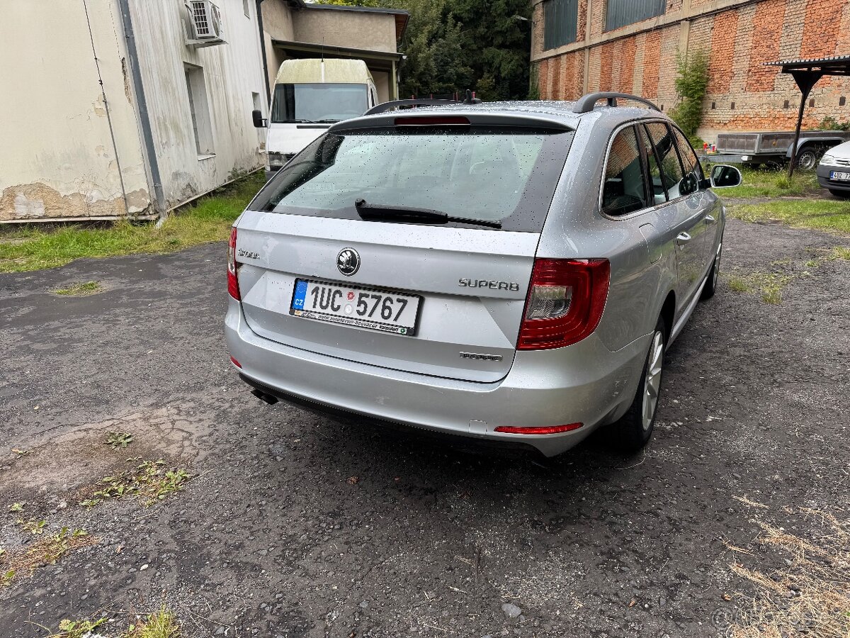 Škoda Superb 1.6 TDi Facelift, Combi - 5