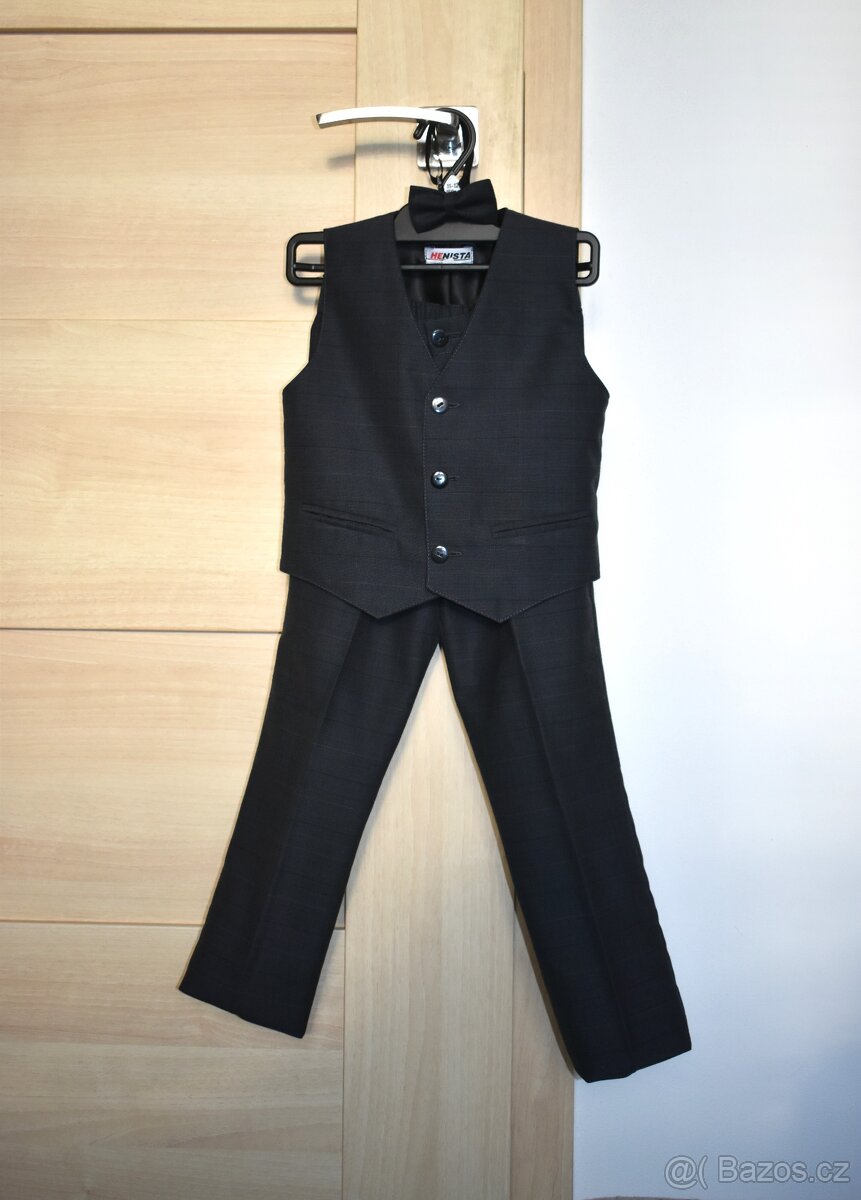 Prodám set kalhoty, vestička, motýlek - 5