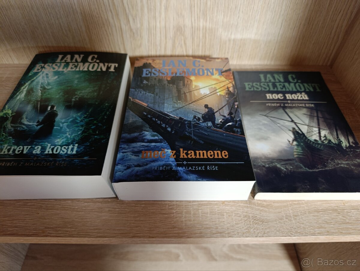 Malazská kniha padlých - série - 5