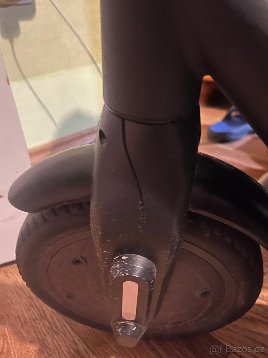 Elektrokoloběžka Lamax - 5