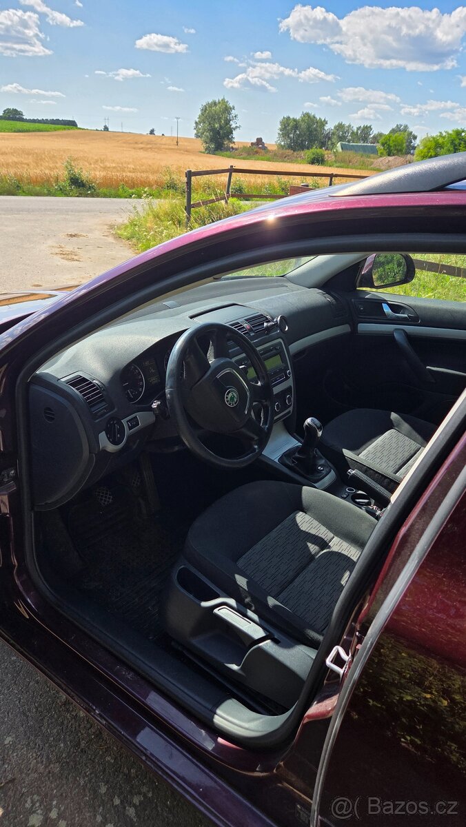 Octavia 2 2.0tdi 2012 - 5