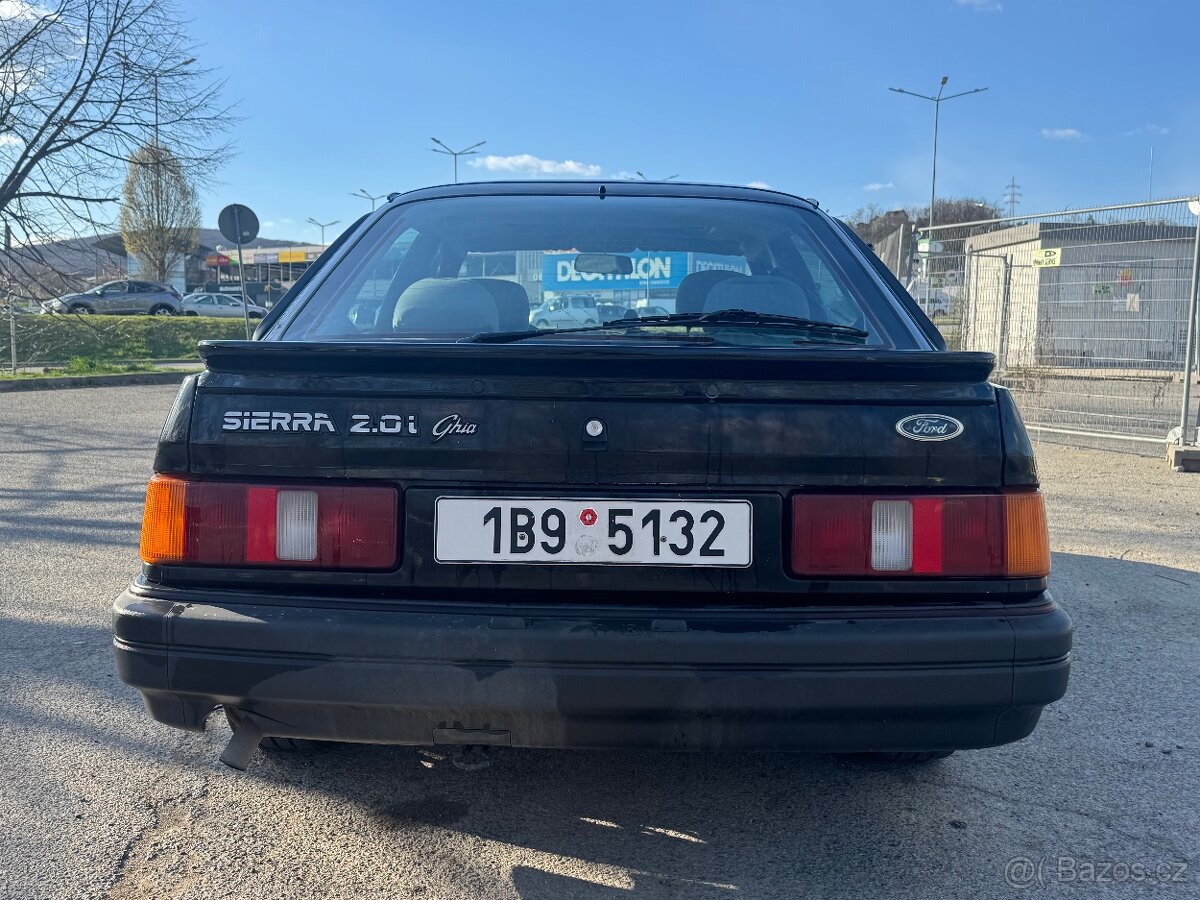 Ford Sierra 2.0i OHC Ghia
