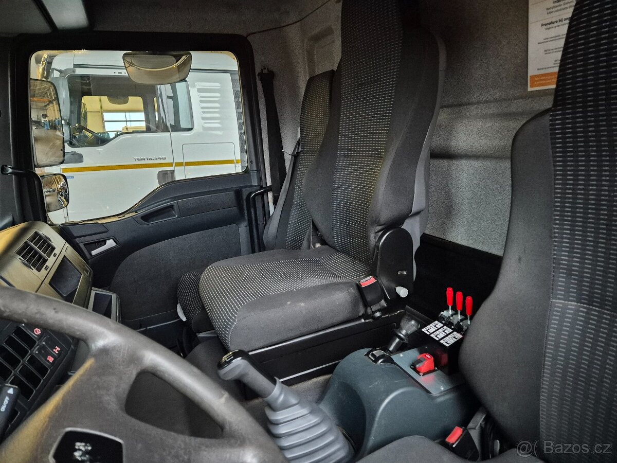 KONTEJNEROVKA MAN TGL 12.220 IHNED - 5