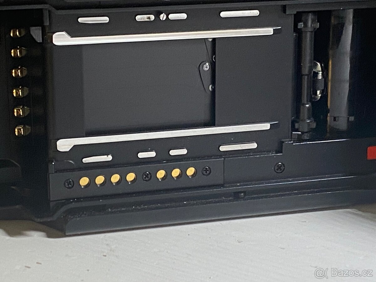 Nikon F90X + AF Nikkor 28–70mm f/3,5–4,5 – plně funkční set - 5