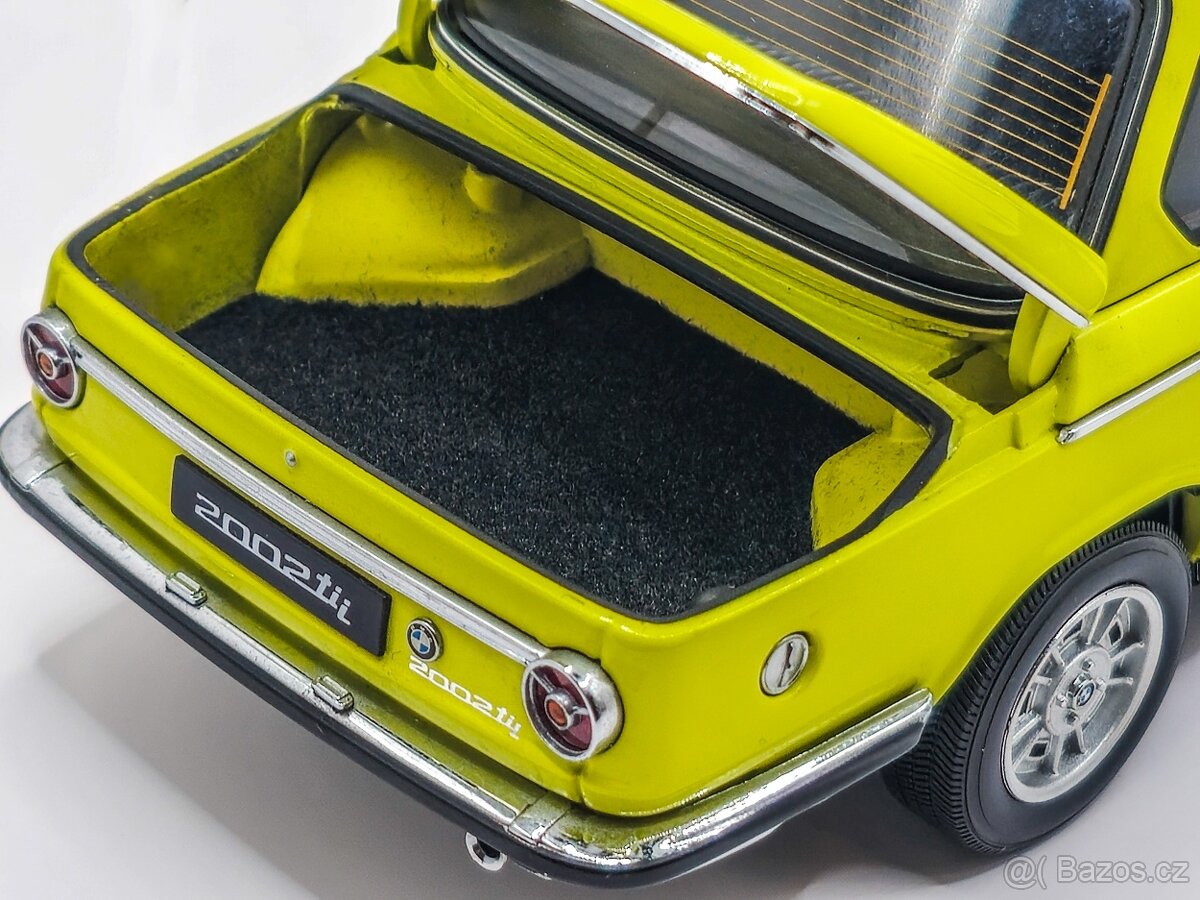 BMW 2002 Tii 1:18 Autoart - 5