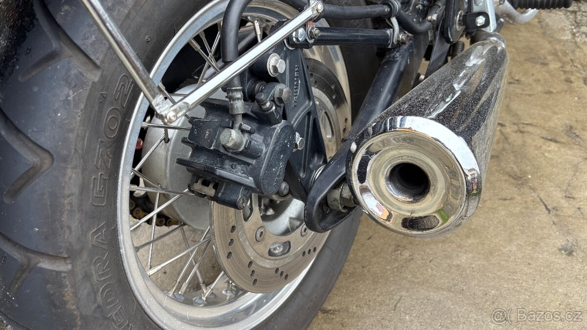 Triumph Adventurer - 5