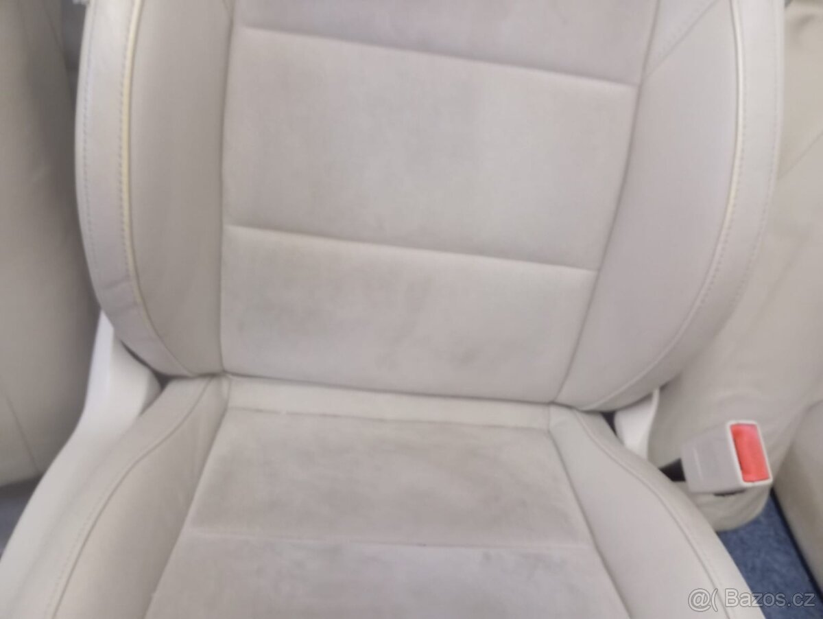 Škoda Superb 2 - světlý interiér - 5