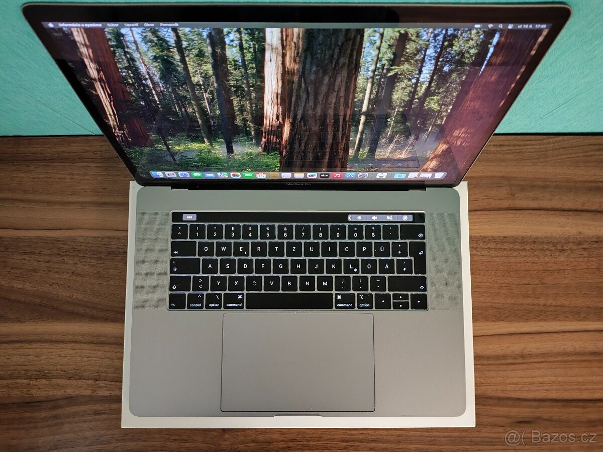 MacBook Pro 2018 | i7 • 16GB • 256GB SSD - 5