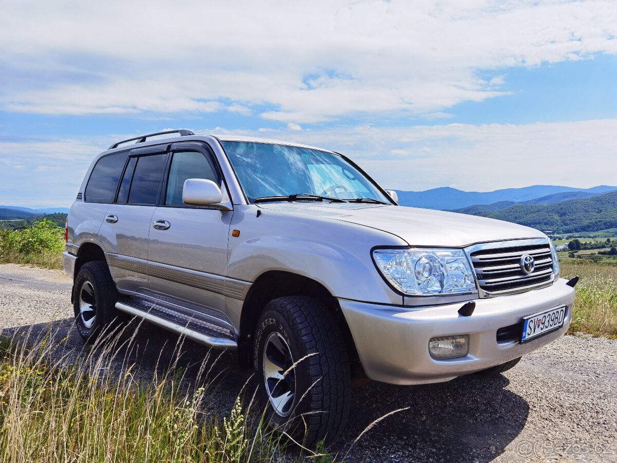 Toyota Land Cruiser 100