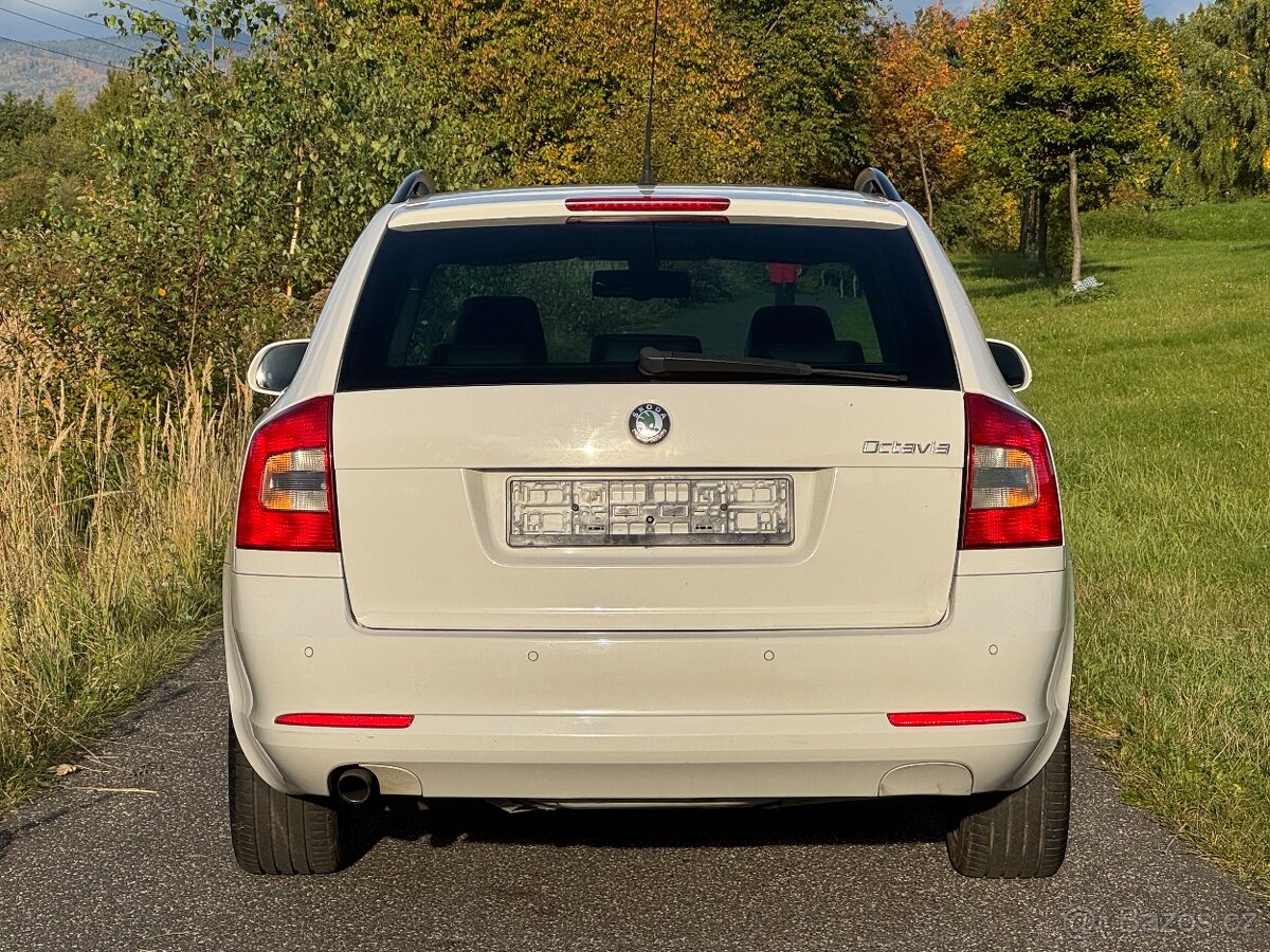 ŠKODA OCTAVIA II 1.6 TDI COMBI/ZÁRUKA/PODZIMNÍ SLEVA - 5