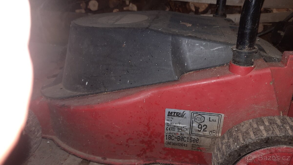 Sekačka na trávu - 5