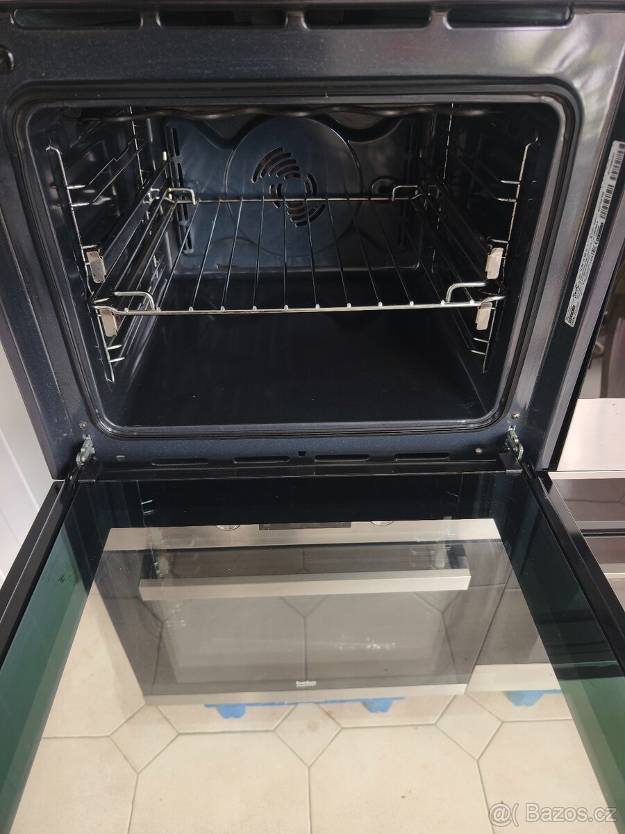 Horkovzdušná trouba Ikea Raffinerad, teleskopické výsuvy - 5