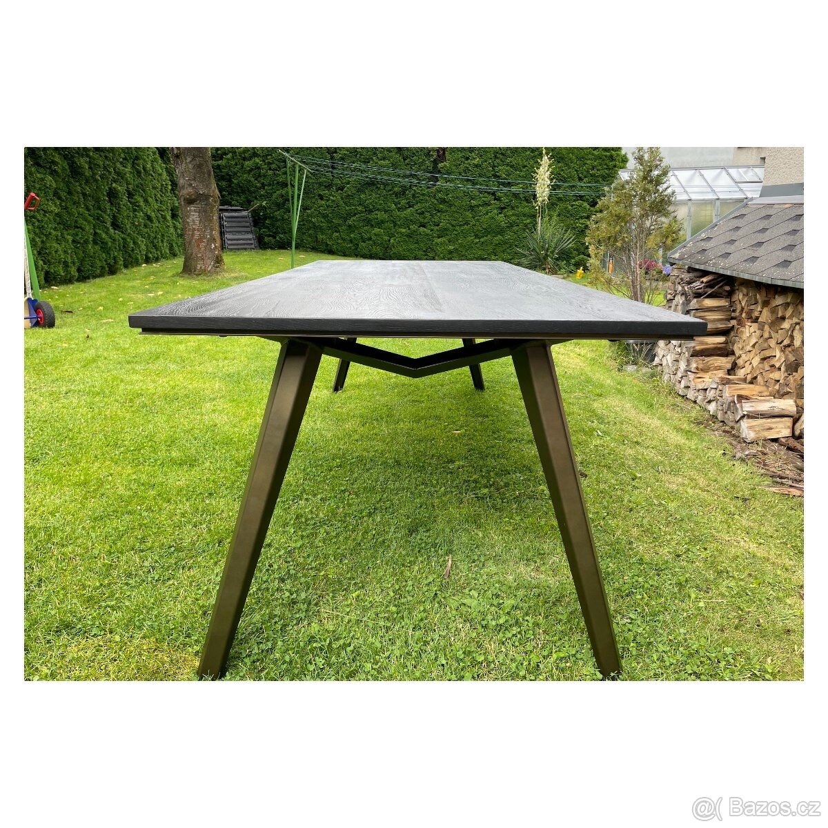 Dřevěný jídelní stůl – City 230 cm - kovové nohy - 5