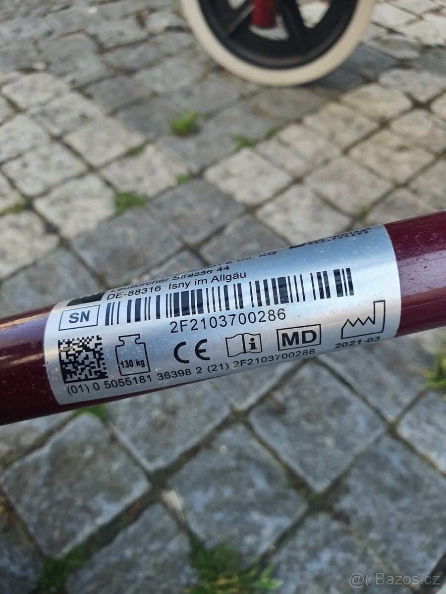 seniorské chodítko s příslušenstvím, taška, košík - 5