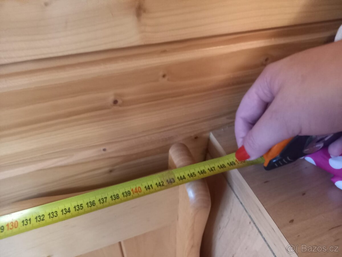 Lavice se stolem a stoličkami - 5