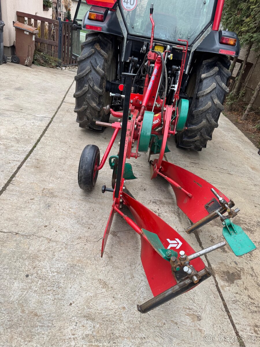 Prodám soutěžní pluh Kverneland MZ - 5